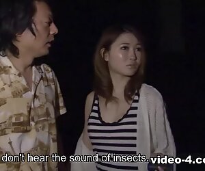 Ιστορία φάντασμα με τους Airi Mizusawa και Miho Miyazawa σε εξωτερικούς χώρους - japanhdv
